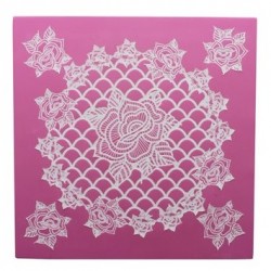 Ring of roses - 3D lace mat - Claire Bowman
