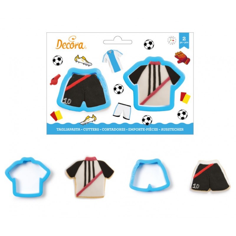 set 2 cookie cutter "soccer shorts and t-shirt" - Decora