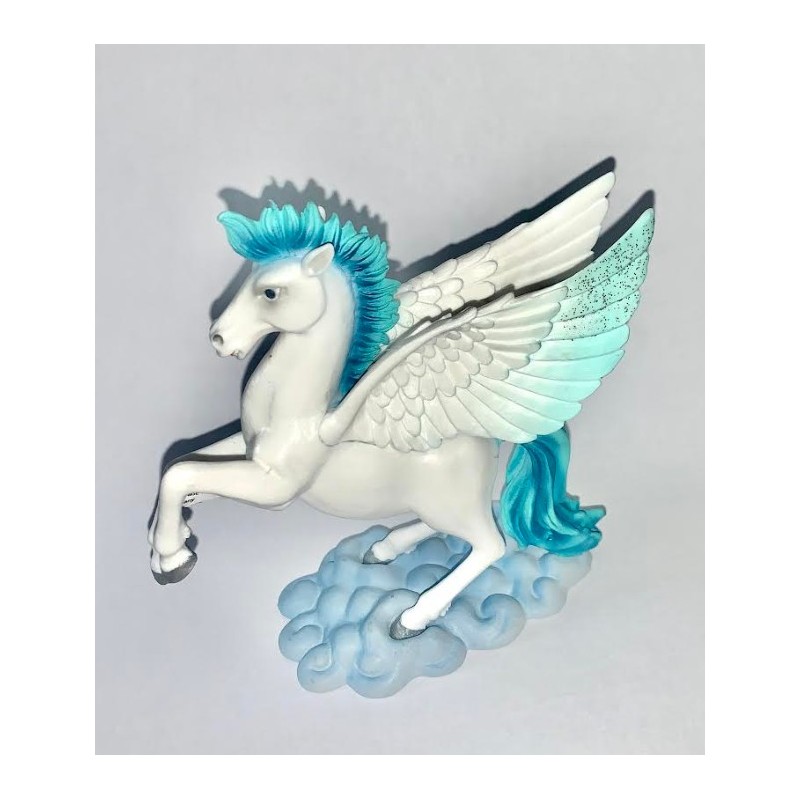 Figurine - Pegasus stallion - Legendary horse