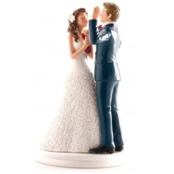 figurine couple de mariés - prise de cravate - 20cm