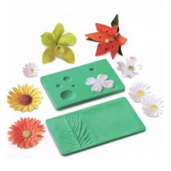 Set of 2 molds for sugar paste flowers with centers and pistils - Wilton