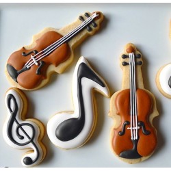 Cookie cutter violin - 4 1/2" - Ann Clark