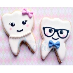 Cookie cutter tooth - 3 1/2" x 3" - Ann Clark