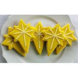 Cookie cutter Bethlehem star - 4 3/4" x 3 3/4" - Ann Clark