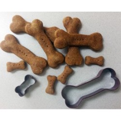 Cookie cutter dog bone - 1 1/4" x 2 1/8" - Ann Clark