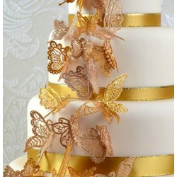 Pink cake lace spreading knife
